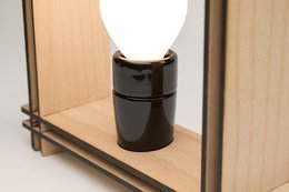 Hashtag LAMPA nr. Buk 1 kwadratowy – Minimalistyczna lampa stołowa z funkcją ściemniania – prezent na Boże Narodzenie