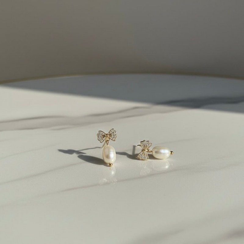 Luna Belle - Gold bow earrings with freshwater pearl – Handmade in Italy