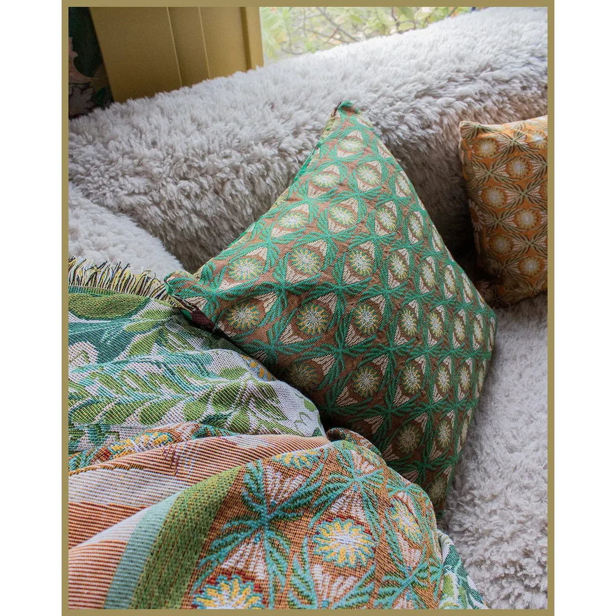 NIN-NIT Nature Classique cushion | 100% woven cotton | decorative cushion with flowers and leaves nature print | green | purple | brown | beige | ocher | blue | turquoise | multicolor | 50x50 cm
