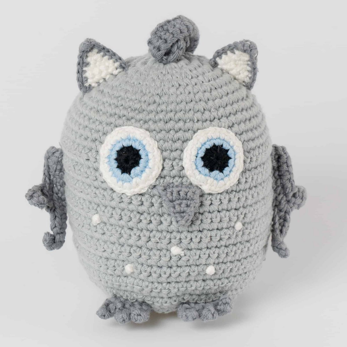 Crocheted music box owl LUNA in grey