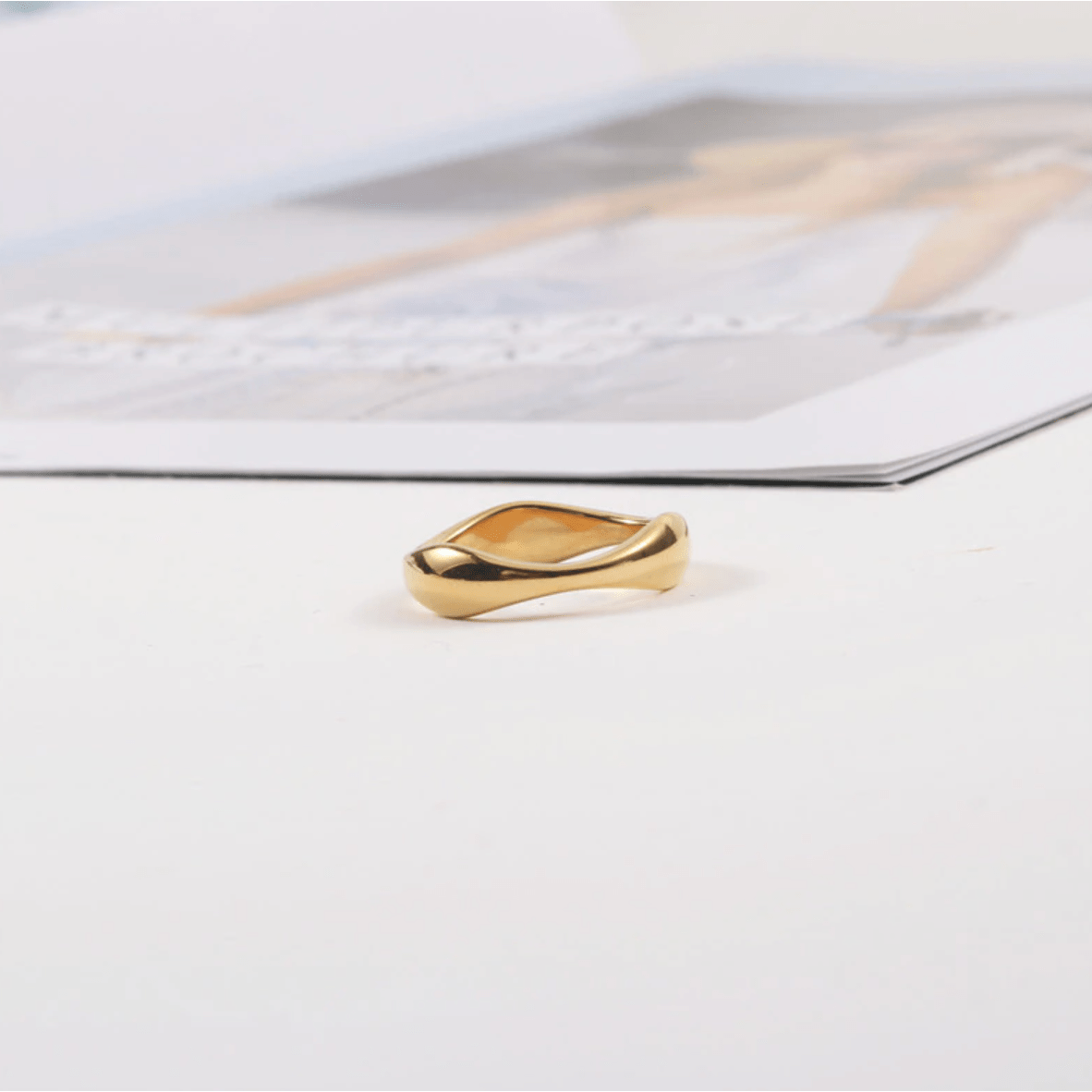 Anello di impilamento a strati d'onda