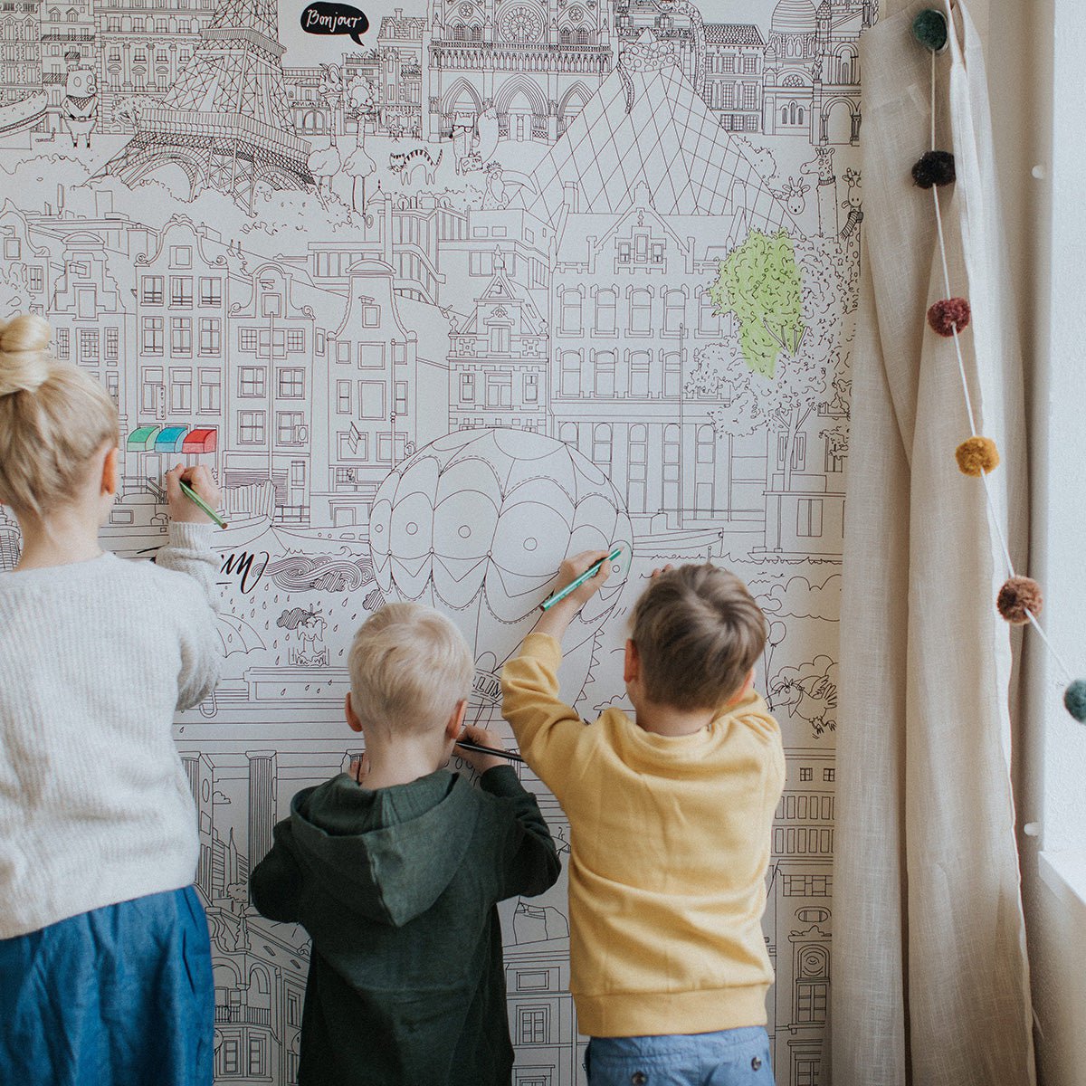 Schilderbehang en XXL mural "Little Artists"