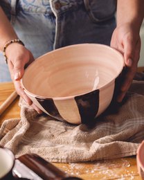 Ceramic Salad Bowl 21cm - Brown and Pink / Chocolate