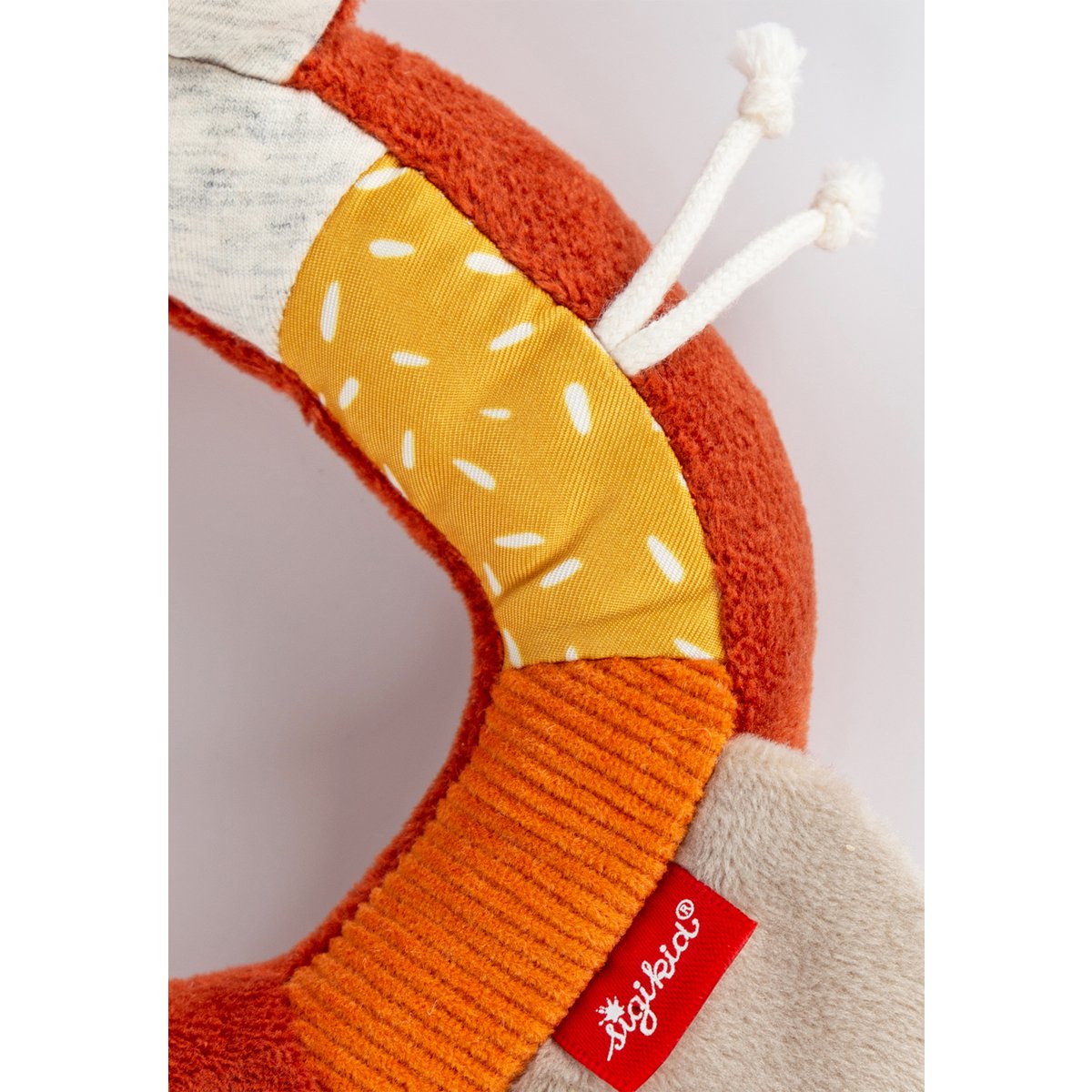 Aktywny – Ring Fox, PlayQ