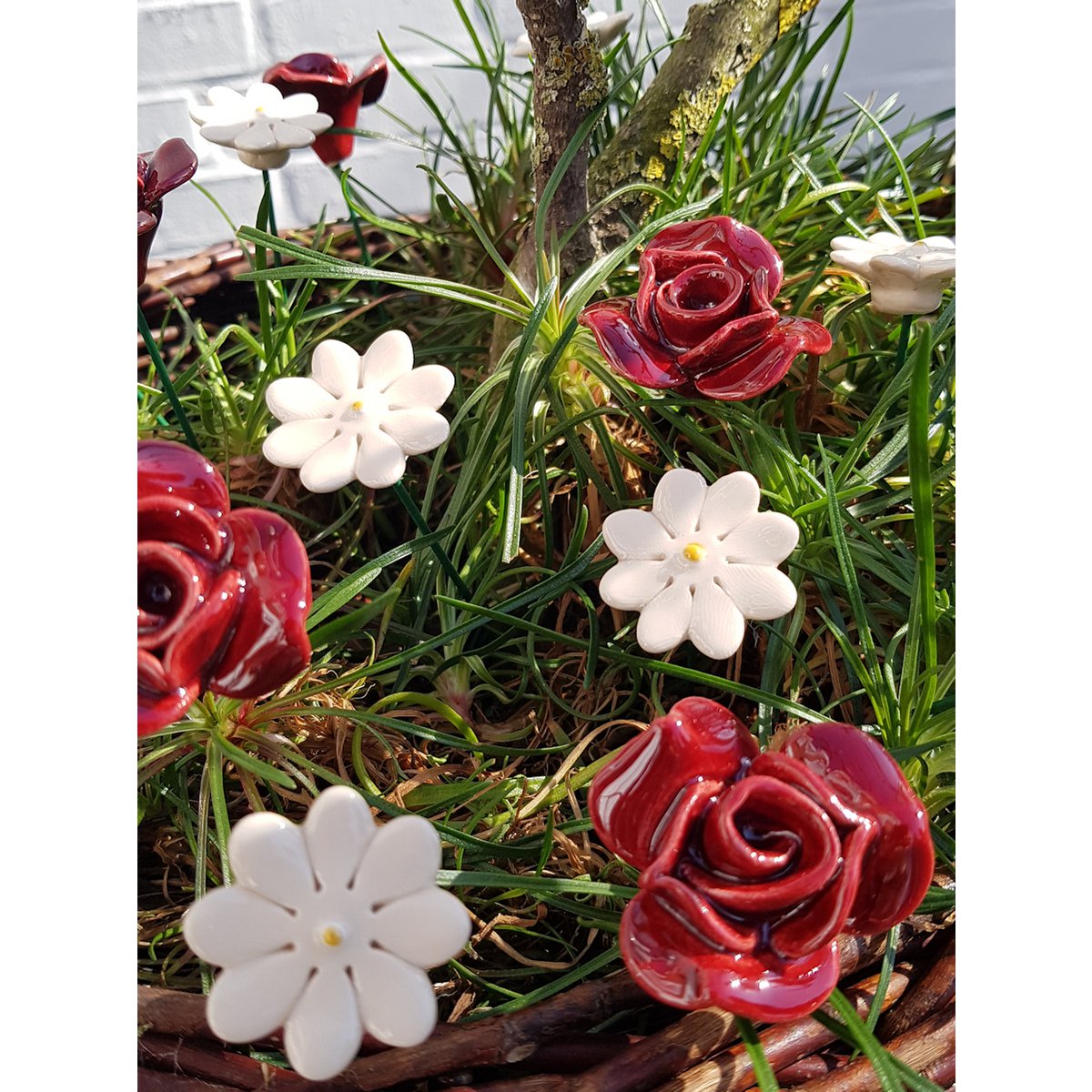 Rose flower ceramic red 3.5 cm