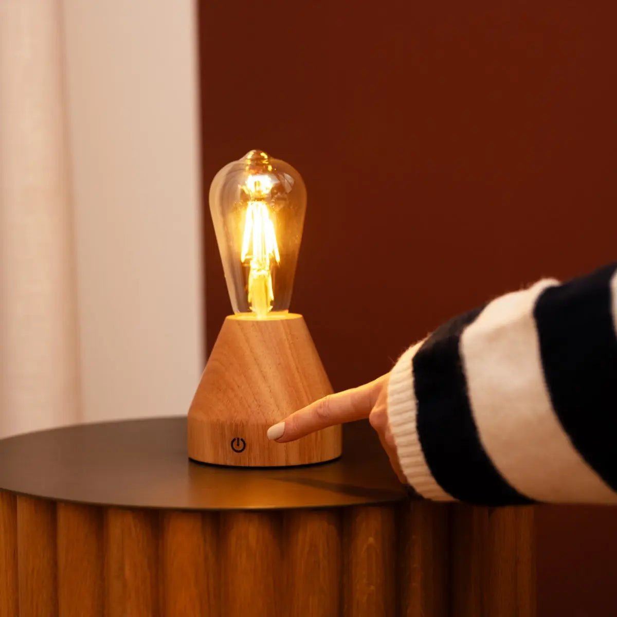 Lampe de table rechargeable marron clair Zavi