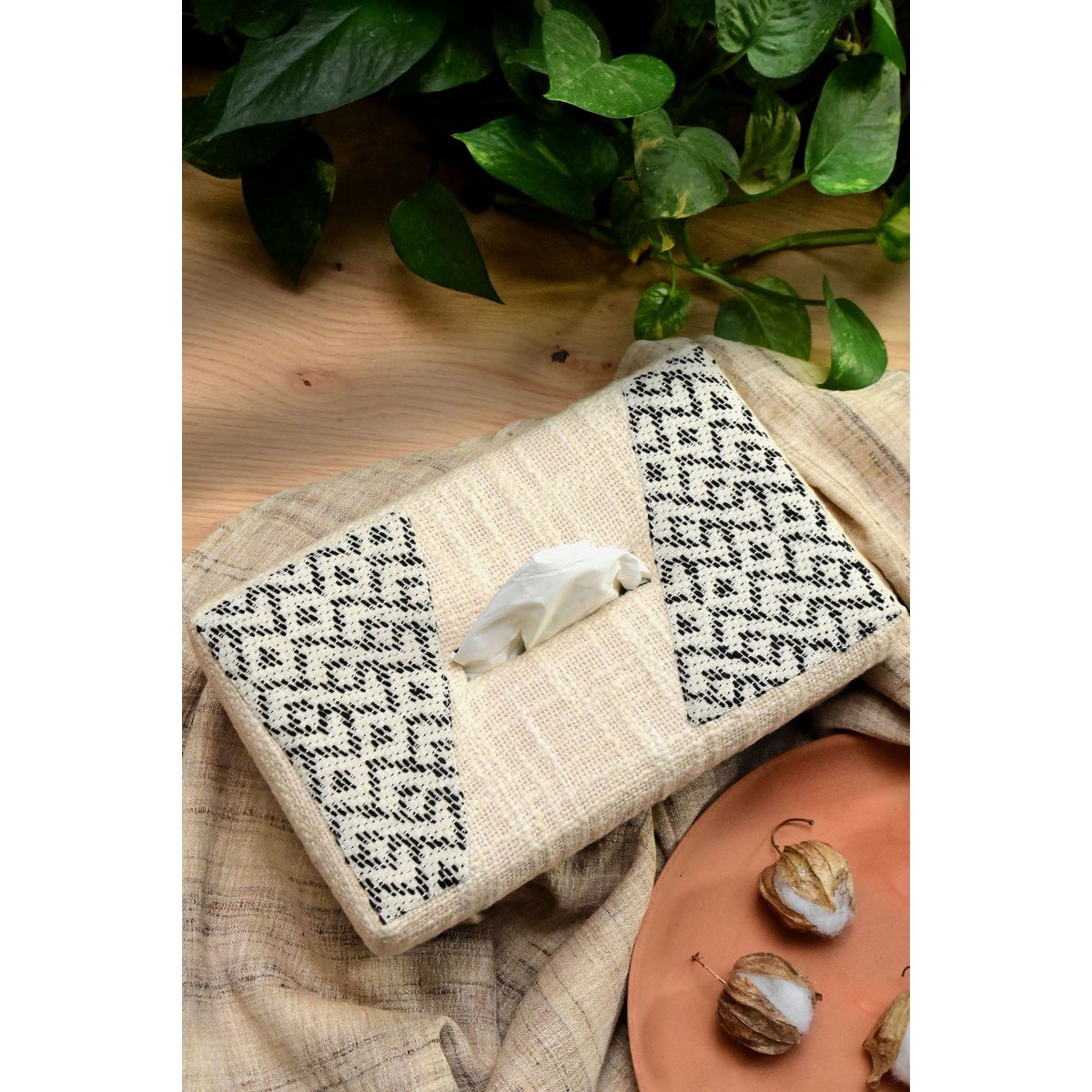 Tissue Box Cover | Handwoven Cotton Jacquard | 24x14cm
