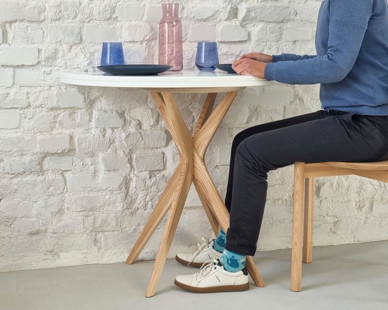 Halve maan uitschuifbare tafel Jubi diverse kleuren verkrijgbaar