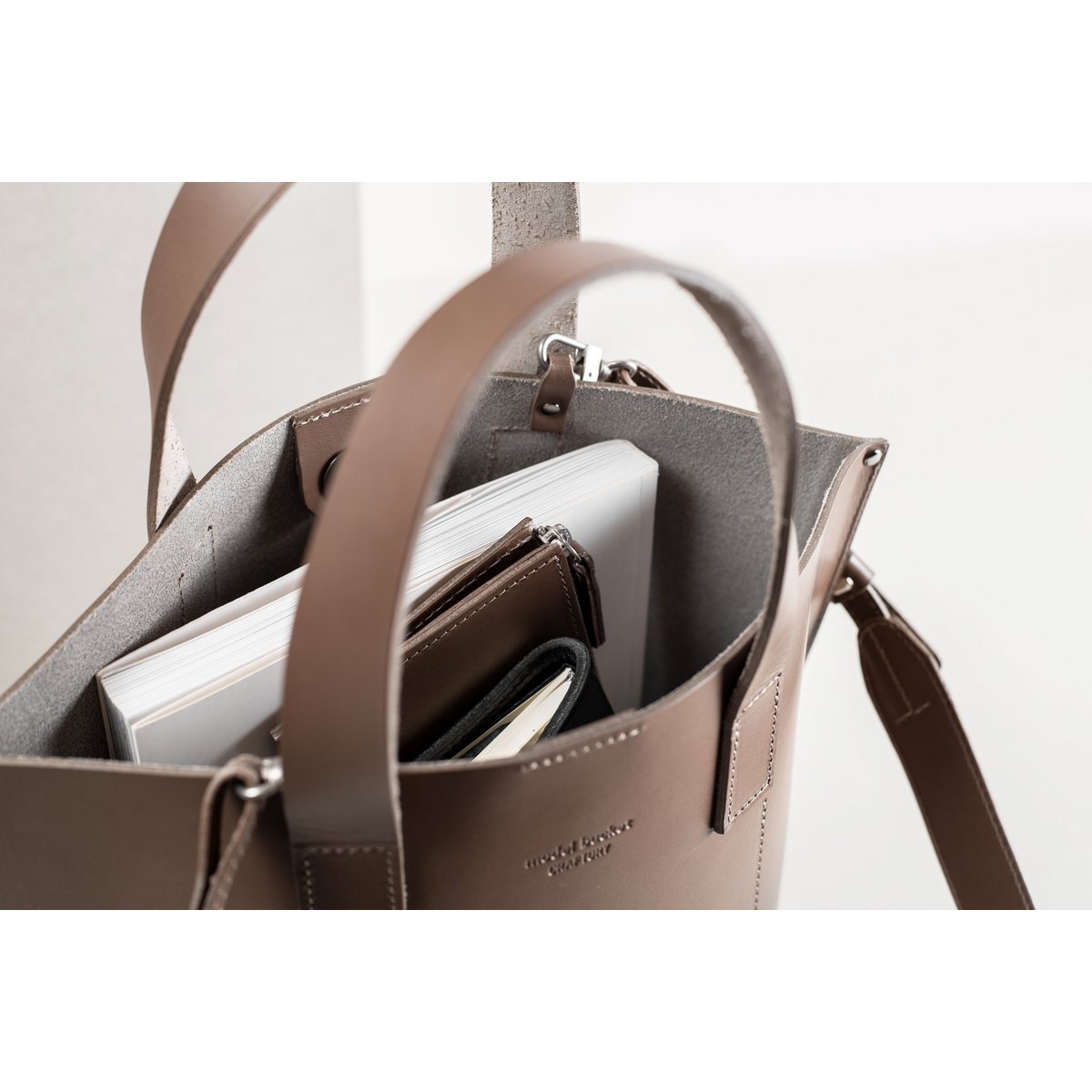 Model Bucket