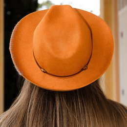 FELT HAT - leather and knit bond, unsewn edge