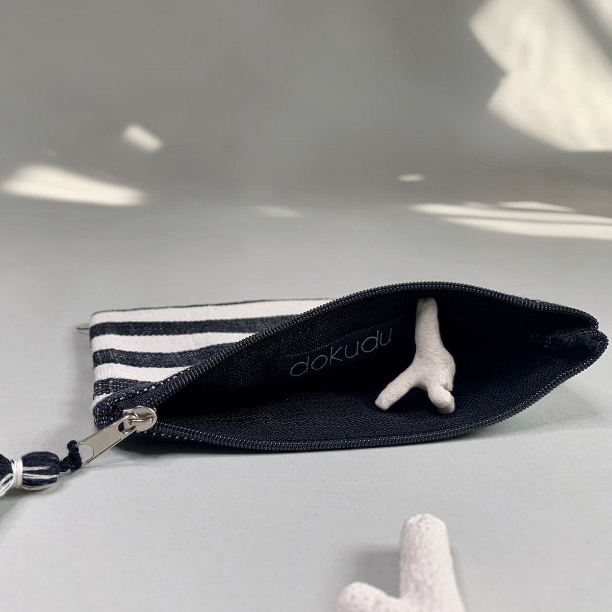 Handgemachte kleine Tasche Ole | Schwarz