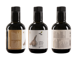 Garlic-flavored olive oil, 250 ml. Olive oil with a rich, savory garlic flavor. Ideal for cooking, dipping, and adding flavor to dishes.