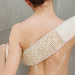 Horsehair Massage Strap - Horsehair Side and Soft Cotton Side - Scrub Effect Toilet Strap for the Shower - Against Orange Skin