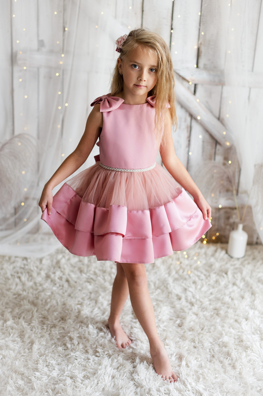 Chloe elegantes rosa Kleid für Mädchen