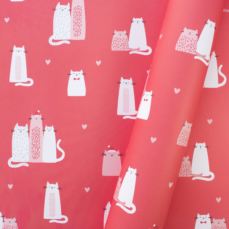 Świąteczny papier do pakowania z kotami „Christmas Cats” w kolorze czerwonym