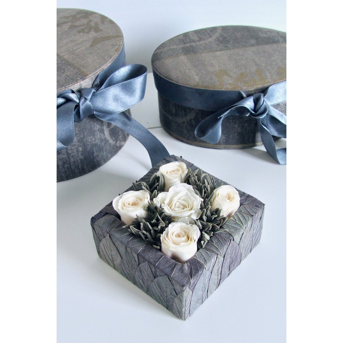 Preserved Flowers Vase Arrangement 10x10 H6.5 cm