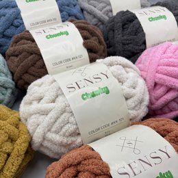 Sensy Chunky Yarn, Blanket Yarn, 7 oz, 28 Yards, Gauge 7 Jumbo