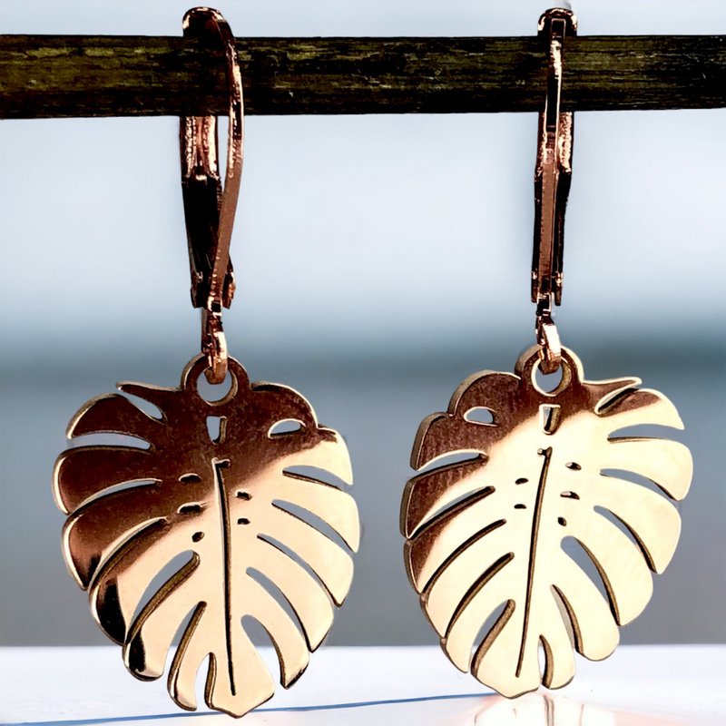 Earrings made of rose gold-plated stainless steel with Monstera pendant | Handmade | Ideal gift - VINOHR-36