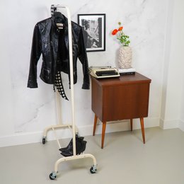 Clothrack rack - Wheels - Sand - 80x40x155cm