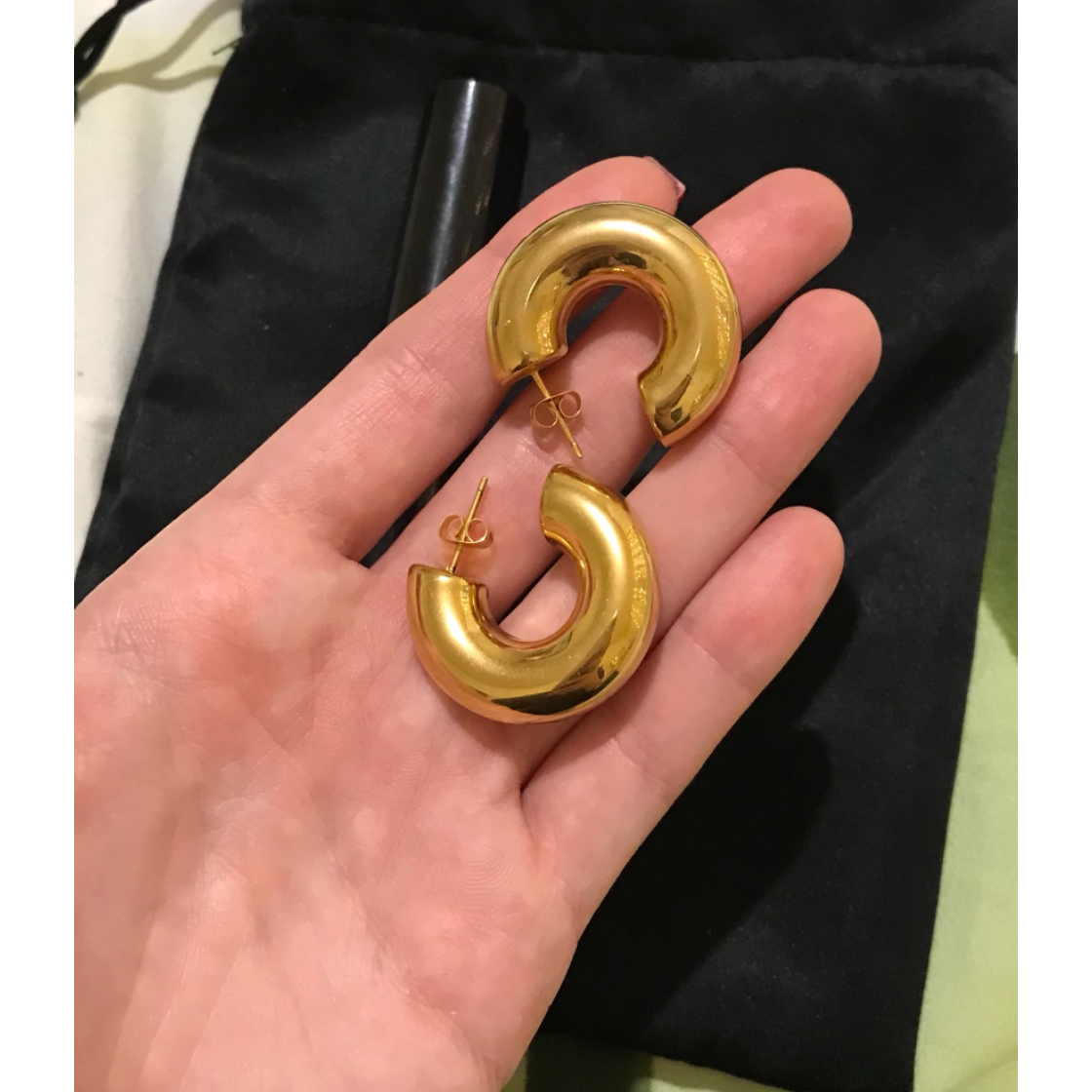 Theodora - Wide Geometric Hoop Earrings