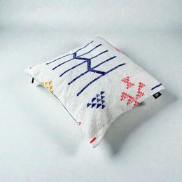 LEI! Kussen - Kleurrijke Lijn - 50x50 (VERKOCHT - B2B - 03/02/2026)