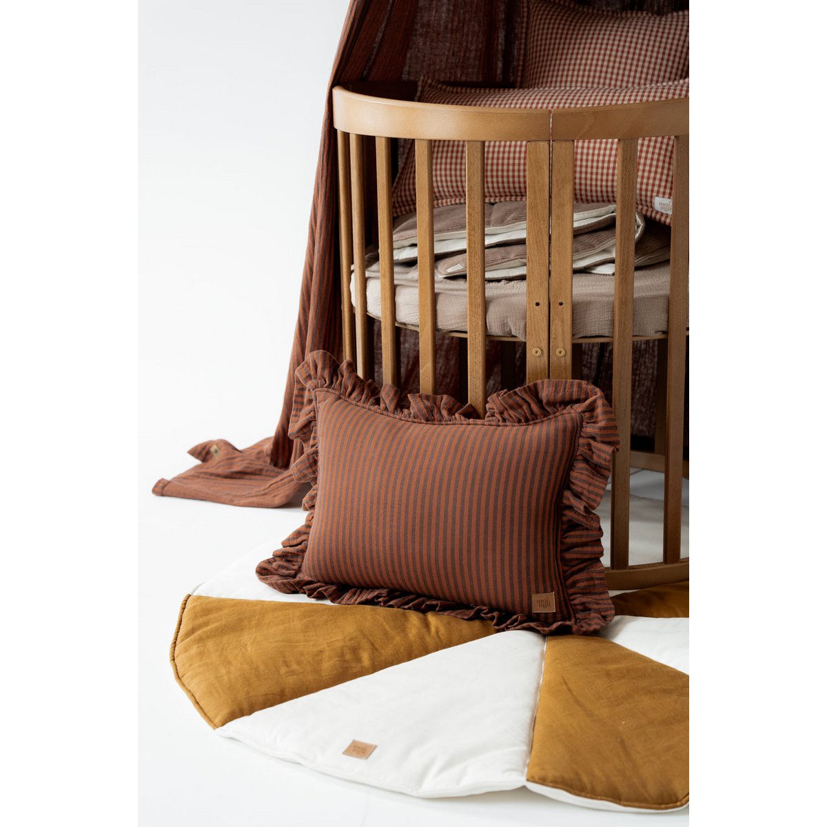 Dosel infantil con volante "rayas marrones"