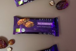 Nusskraft organic date hazelnut bars