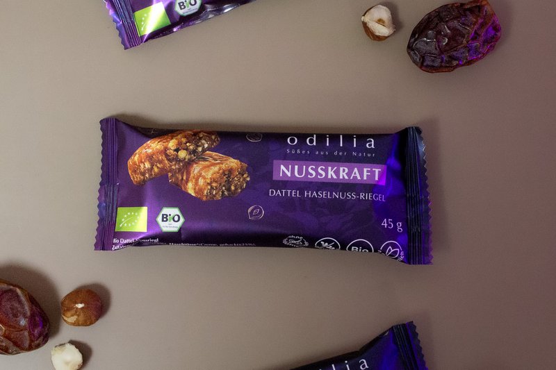 Nusskraft organic date hazelnut bars