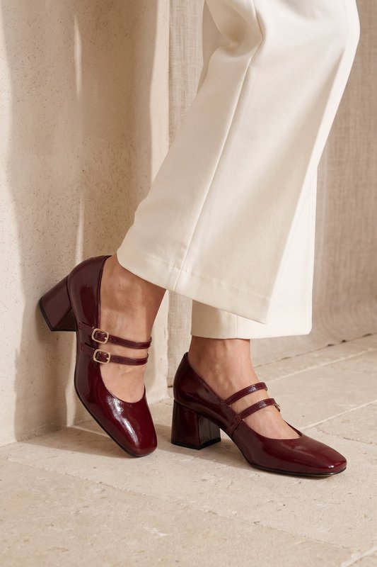 MAITE BURGUNDY – Mary-Jane-Schuhe mit doppeltem Riemen und Absatz