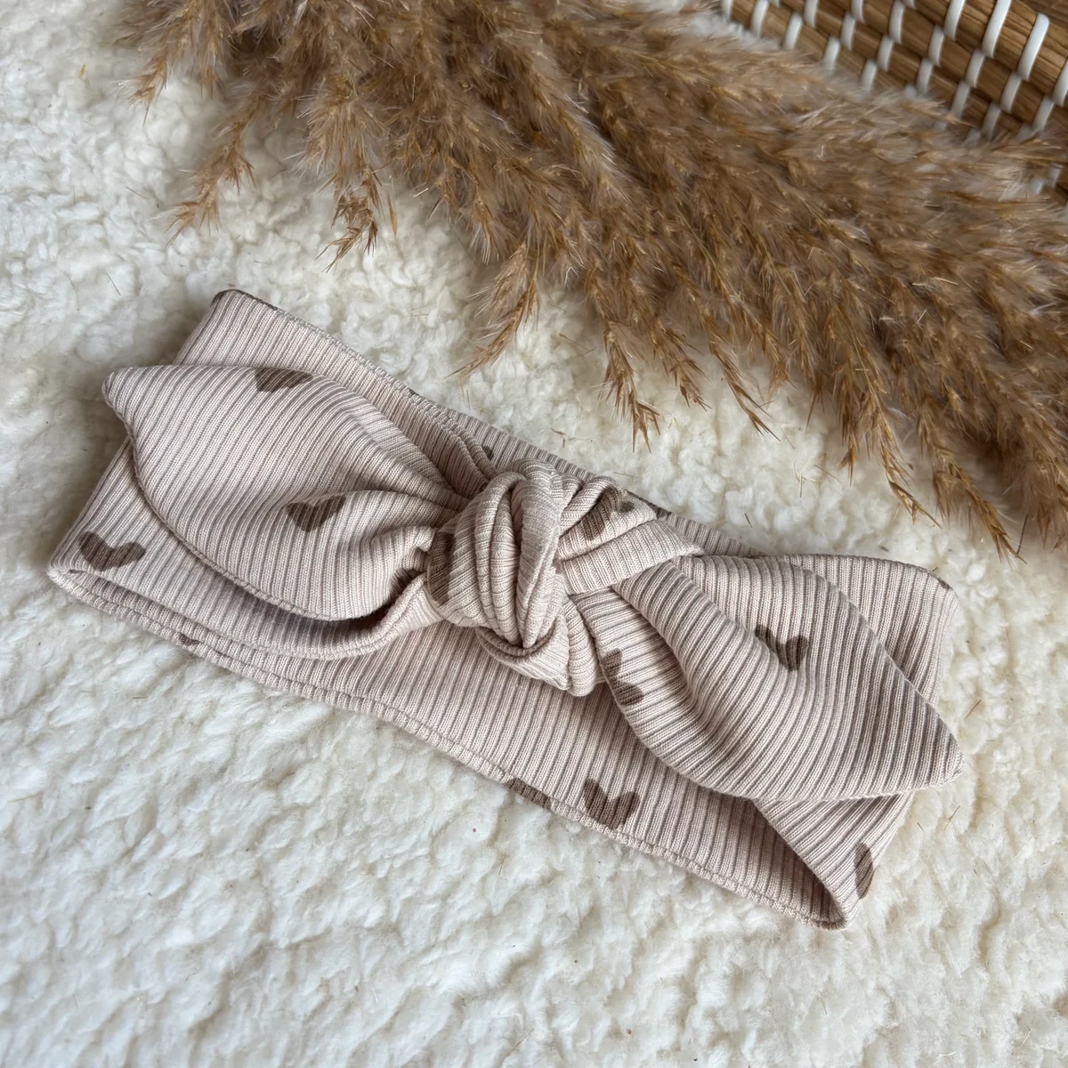 Pandebånd knude hjerter beige