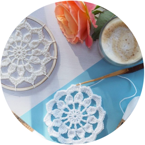 Christmas holiday creative tip! - DIY Christmas bauble crochet kit with wooden rings