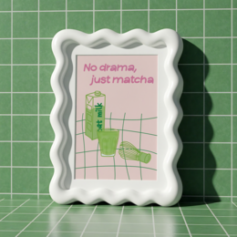 Affiche ~ Intet drama, bare matcha
