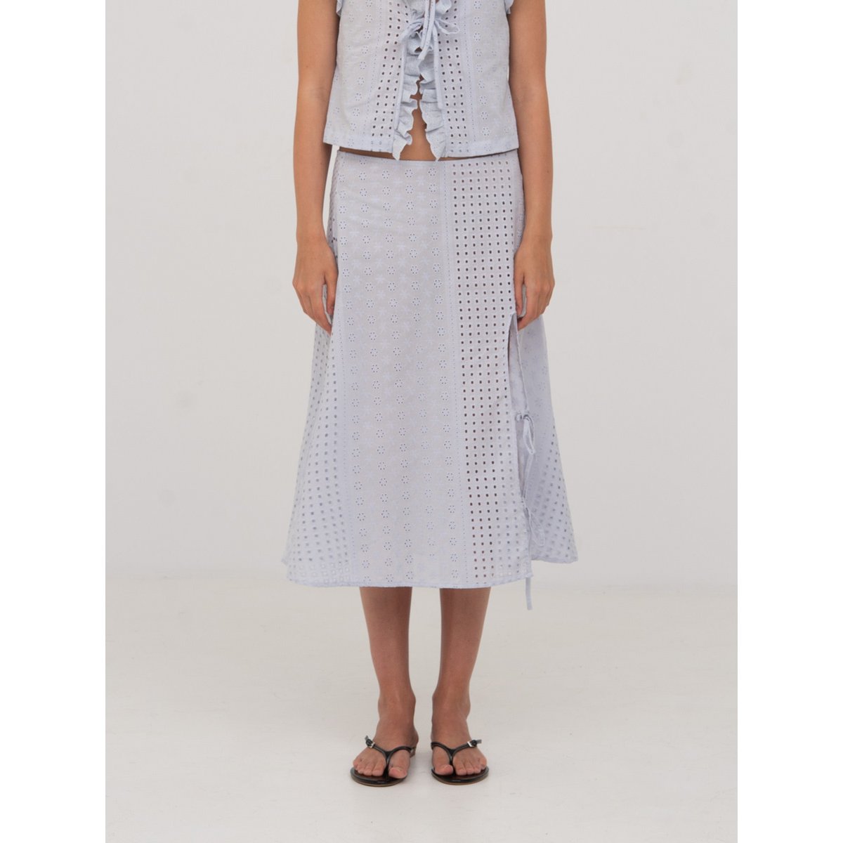 Falda midi blanca Lumora azul
