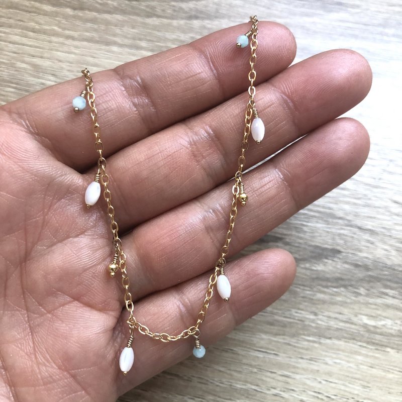Halskæde Serena Amazonite Mother of Pearl