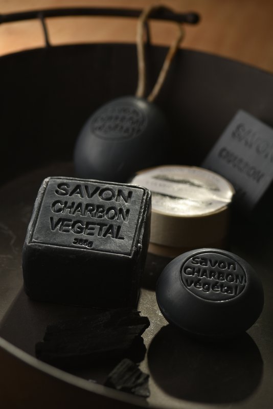 Vegetable Charcoal Savonitto 100g