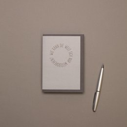 Schlichte Trauerkarte "Wie kann die Welt sich nur weiterdrehen", Kondolenzkarte aus 100% Recyclingpapier