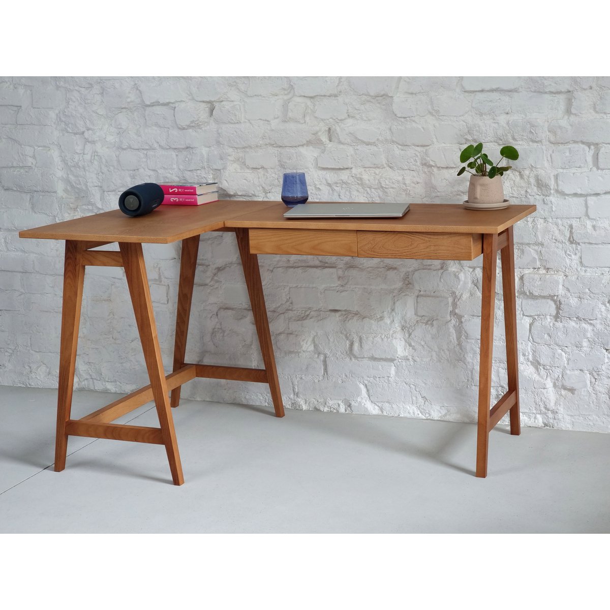 LUKA Ashwood L-Shaped Desk Left/Right Handed