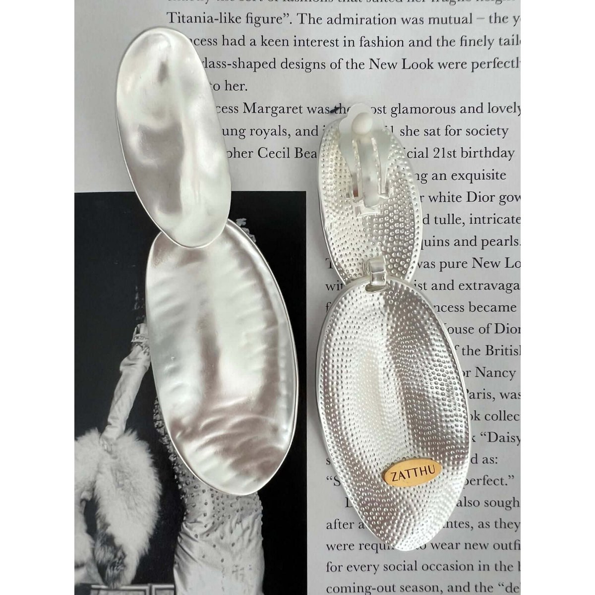 Boucles d'oreilles tendance Meia argentées