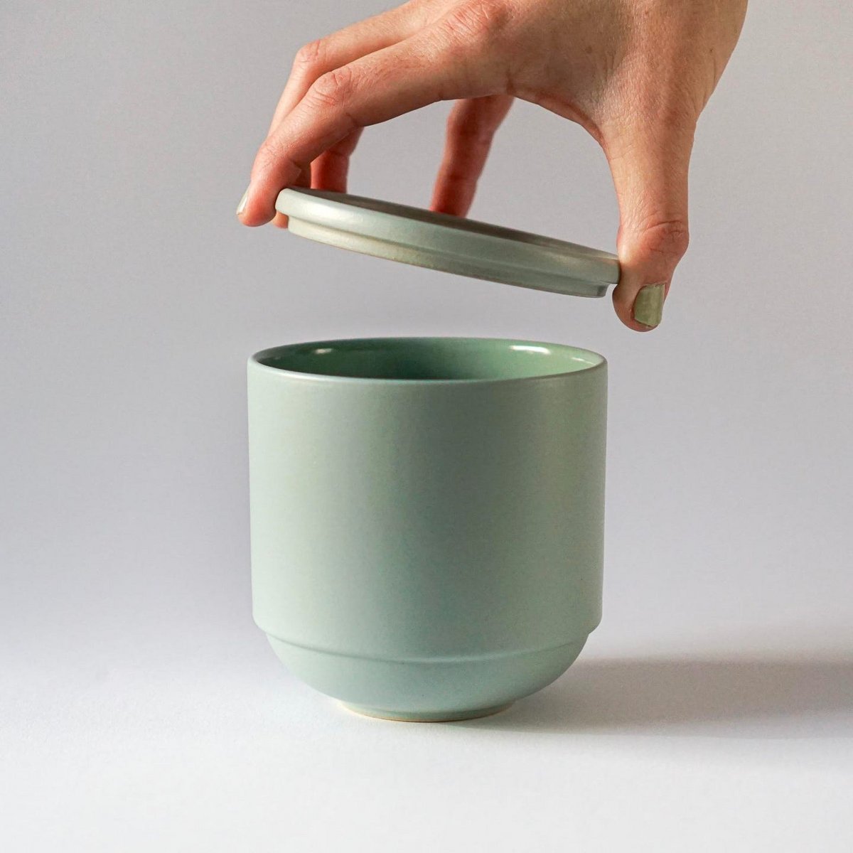 Bowl with lid MoxBowl Mathilde - sage green - 500ml