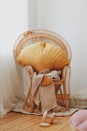 Samt-Ginkgoblatt-Kissen „Honig“.