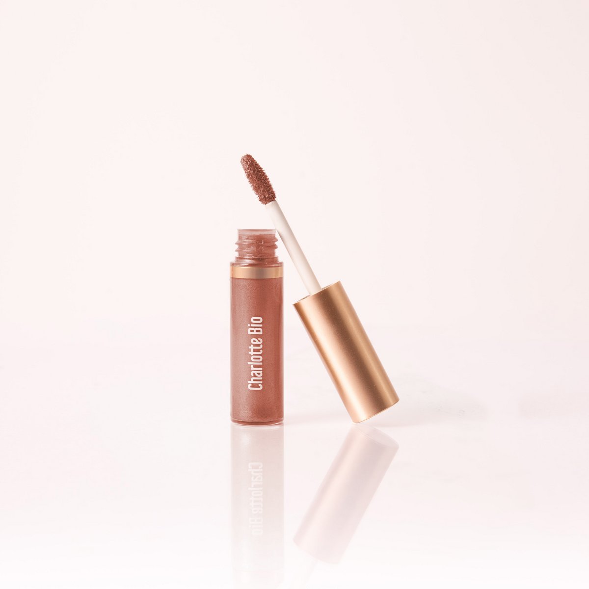 Organic liquid eyeshadows