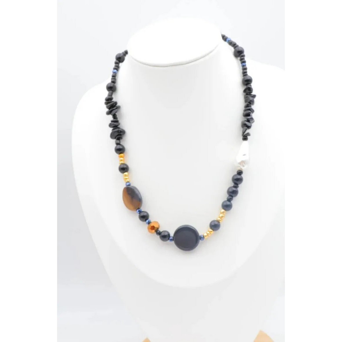 Collier en métal