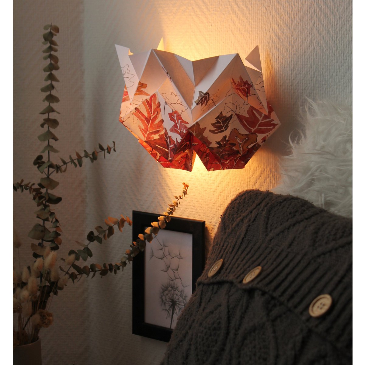 Papierowy kinkiet origami - jesienny wzór