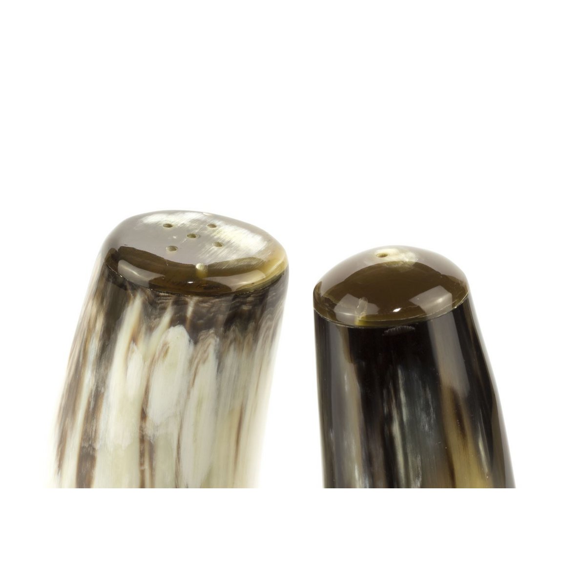 Grande salière et poivrière en corne blonde