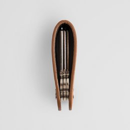 Organizzatore di chiavi minimalista in pelle marrone