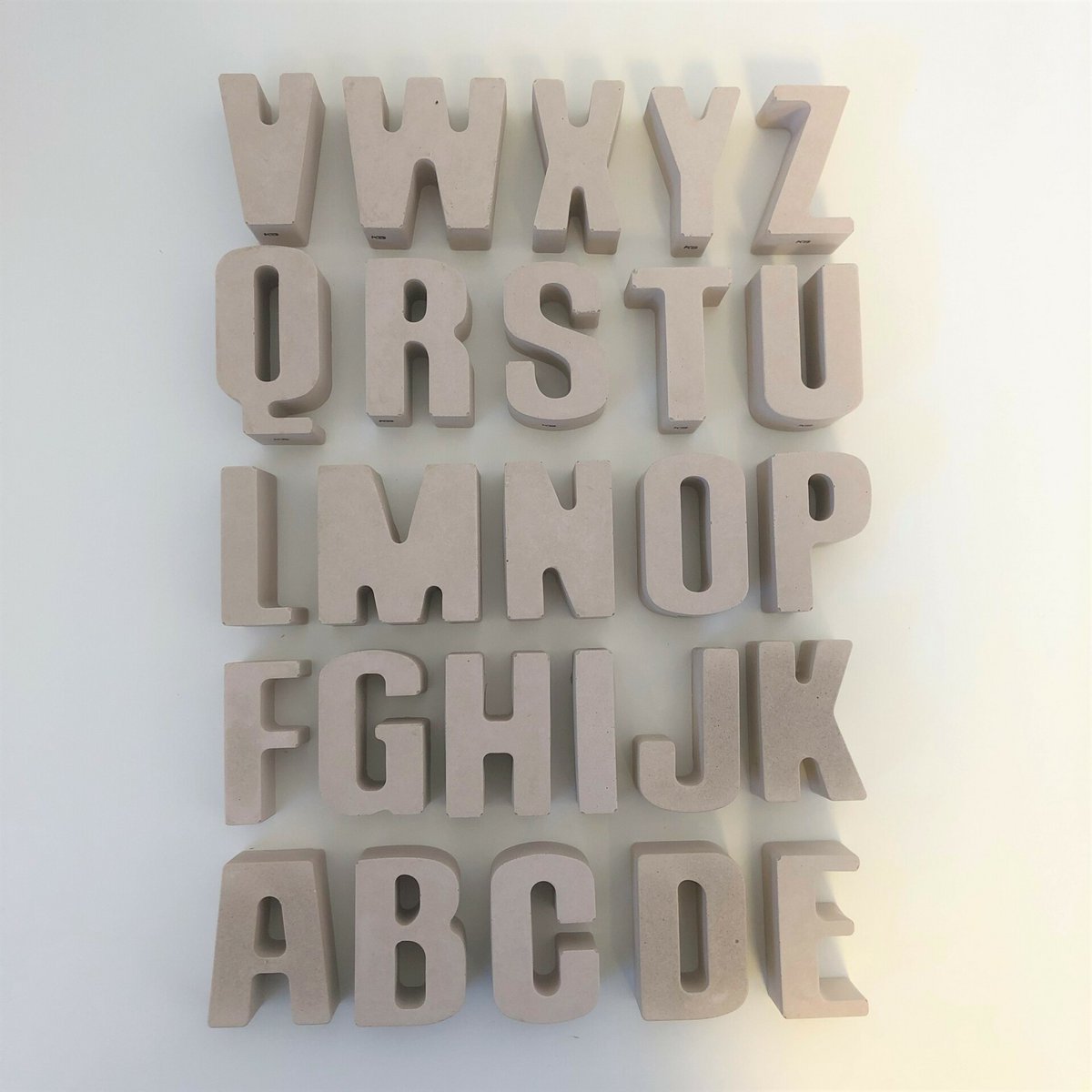 lettere concrete