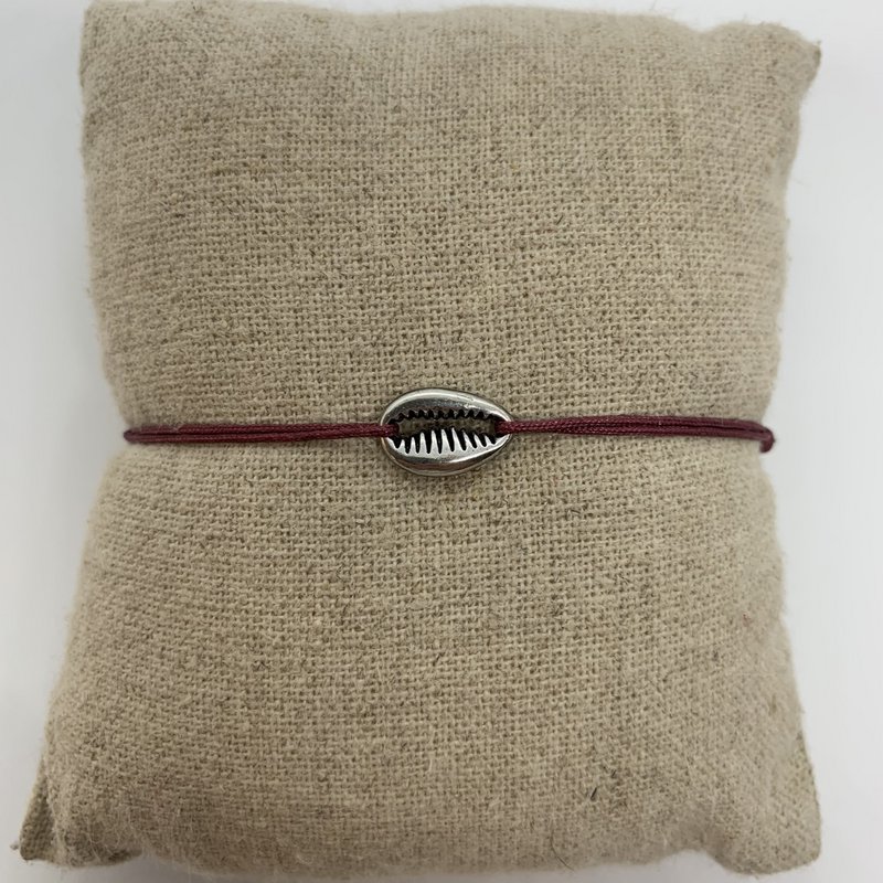 Small Silver Shell Bracelet