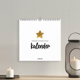 Bæredygtig fødselsdagskalender Stjerne 21x21 cm – Minimalistisk firkantet kalender