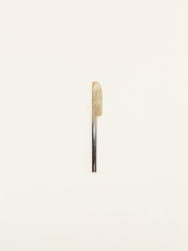 Set of 6 "Baguette" butter knife in marbled black horn