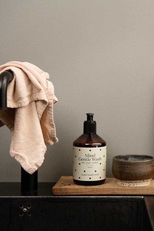 dotted gentle wash